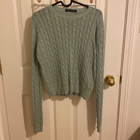 Brandy Melville crop top green sweater - Picture 1 of 1
